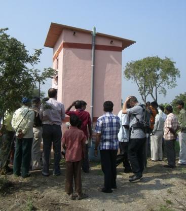 A fieldtrip to a urine diversion project site in India helps people understand how these toilets work in practice (Source: CONRADIN 2009)